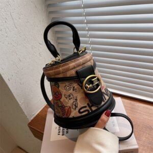 Cartoon Bear Bucket Bag - 2024 New Graffiti Cylinder Handbag, Fashionable Shoulder/Crossbody Bag
