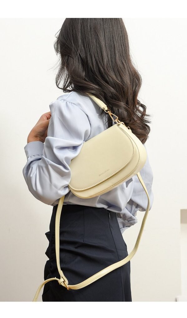 Luxury Round Saddle Bag - Trendy Underarm Shell Bag with Minimalist Design (Export Quality) - Image 8